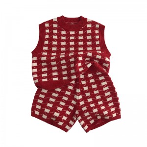 Christmas Korean autumn and winter children's sweater  Red knitted printed plaid vest