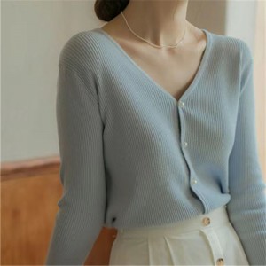 Korean Autumn Pearl buckle V-neck knit short Sweater coat